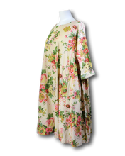 Load image into Gallery viewer, Meta Melbourne. Midi Dress - Size L/XL
