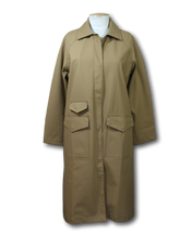 Load image into Gallery viewer, Karen Walker. Long Rain Coat - Size S
