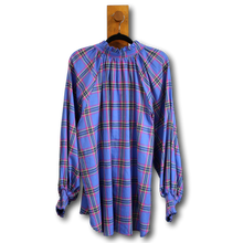 Load image into Gallery viewer, Kiik Luxe. Raglan Sleeve Top. Size - One Size
